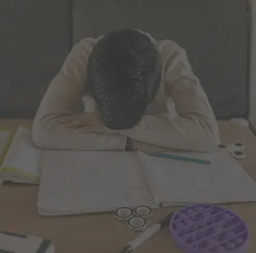 Barn med ADHD kämpar med att koncentrera sig